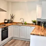 *penthouse Luxury 2min To Apartmán