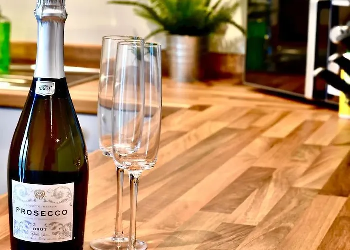 *penthouse Luxury 2min To